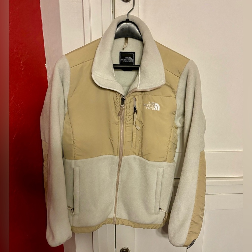 The North Face Beige and Off-White Fleece Jacket